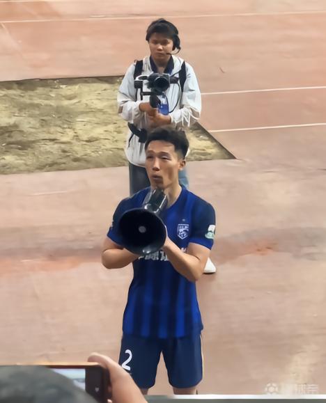 切沃VS米兰奴俱乐部直播_切沃VS米兰奴俱乐部无插件直播_意丁高清免费在线观看