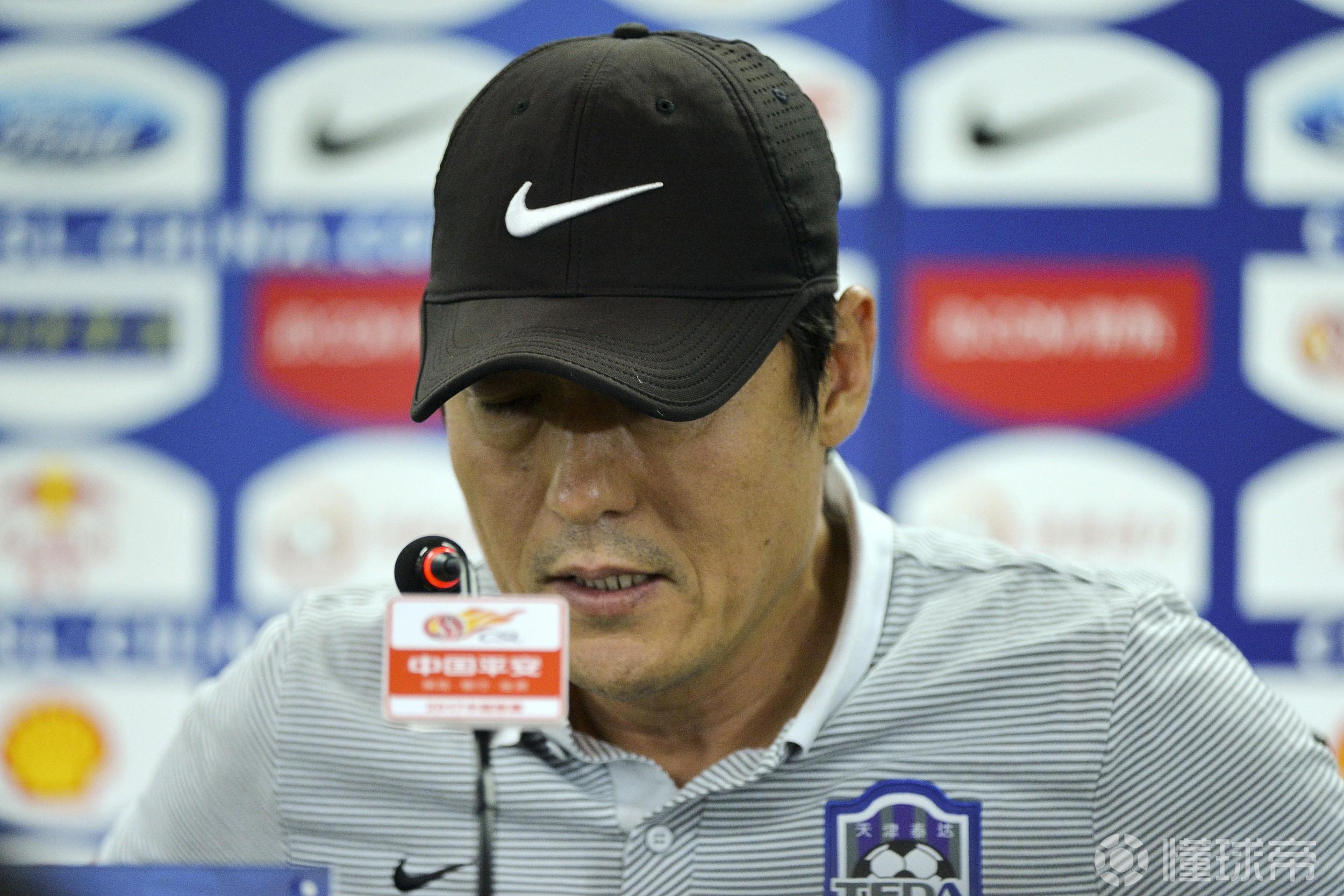 治鲁迪VS帕尔杜比斯B队直播_治鲁迪VS帕尔杜比斯B队免费高清直播_捷丙无插件在线观看
