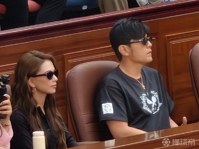 奈良俱乐部VS北九州向日葵直播_奈良俱乐部VS北九州向日葵在线观看直播_日职丙无插件在线观看
