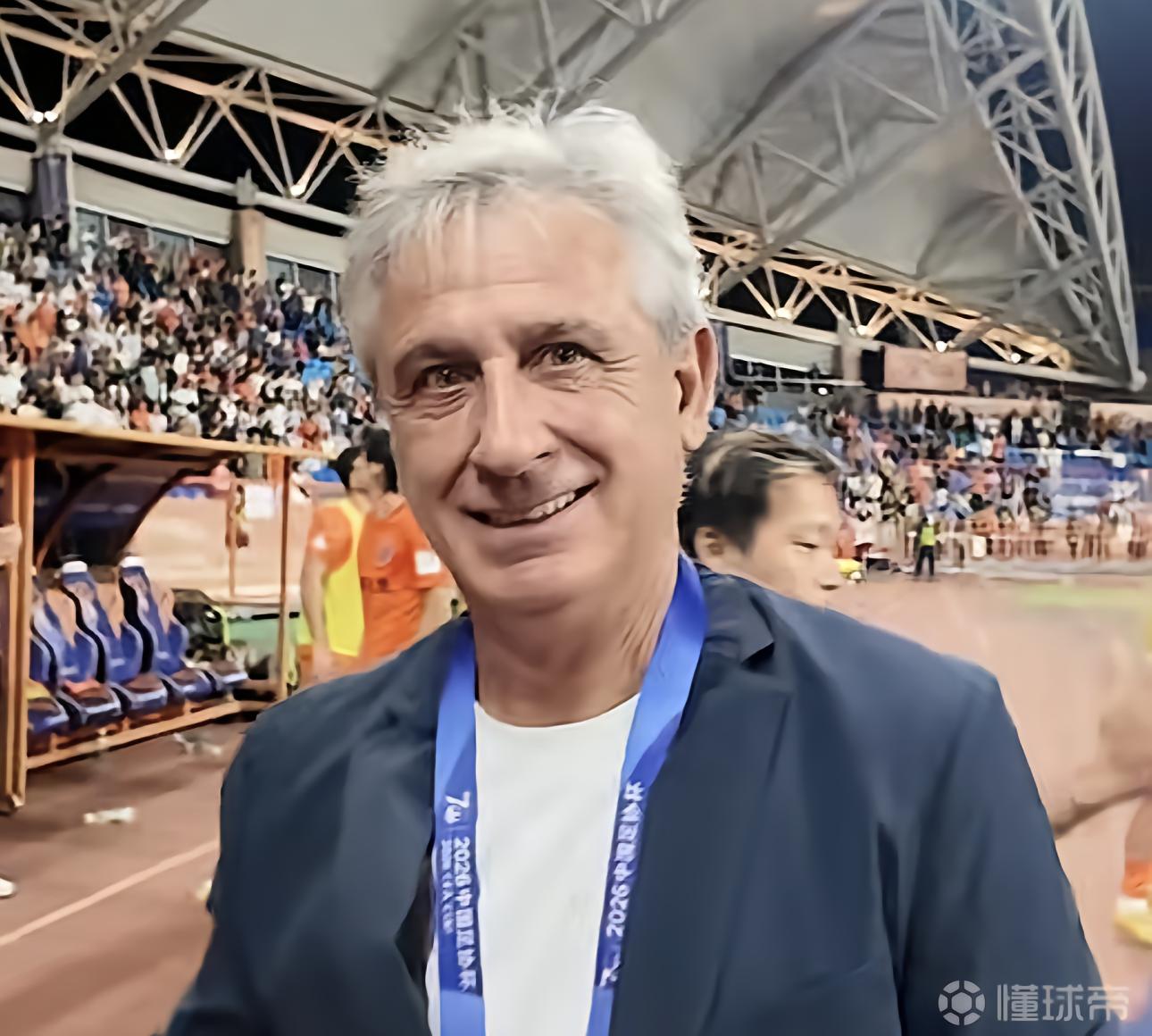 格洛斯特城VS史塔夫流浪直播_格洛斯特城VS史塔夫流浪在线观看直播_英足挑杯无插件在线观看