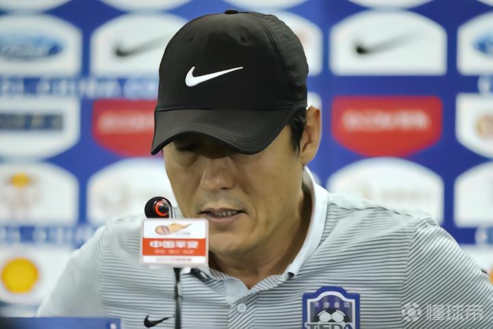 西汉姆联U21VS瓦伦西亚梅斯塔利亚直播_西汉姆联U21VS瓦伦西亚梅斯塔利亚无插件直播_超联杯赛程直播在线观看