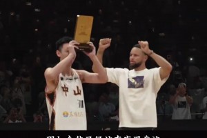 NBA最疯狂的爱情，杰伦格林将40岁女友纹在身上，小伙子太敢爱了