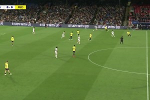 【集锦】联赛杯-拉森两射一传 水晶宫3-0完胜米德尔斯堡