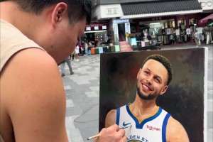 一副多少钱？民间牛人路边画库里油画像 看着是真的像