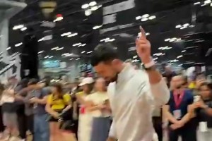 杨毅此前：阿联如果12年像渡边雄太一样玩命想留在NBA，他也能拿到合同