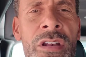 费迪南德：大家都知道我对C罗的感情，但怎么可能有人不喜欢梅西