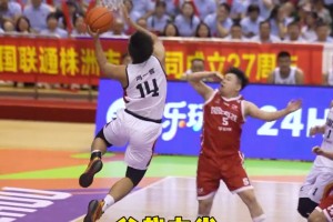 邓总绝对练过，下手快准狠，哈哈哈