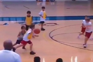 詹姆斯“幼儿园时期”劲爆集锦，应该很多人都没看过吧