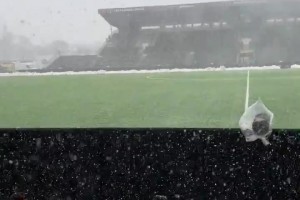 零下风雪加上人工草皮！博德闪耀极地魔鬼主场真的能把客队冻僵！
