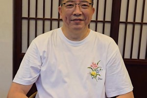 胡卫东：中国女篮正处于新老交替 这次大赛对年轻人是宝贵历练