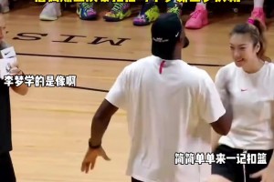 早期詹姆斯中国行上演暴扣后与李梦霸王步庆祝！ ...