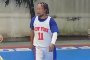 不仔细看真以为是本尊球迷cosplay大头~这也太传神了
