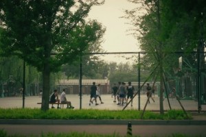 张子宇：训练很累但我很喜欢篮球 最想念家人还有床上的娃娃