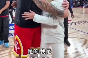 梦幻联动成龙：我以为你是海王~亚当斯：是啊！我是！