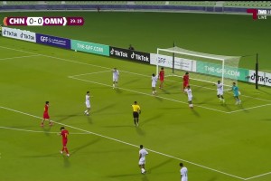 U16男足1-0领先阿曼！袁博涵造点，刘凯源点射破门！
