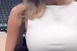 德国版高圆圆？NBA场边此前有美女球迷出没，身材太好了吧