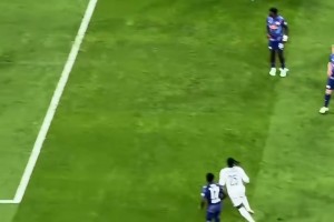 给就有！实拍姆巴佩精彩抽射破门，这射术真没得挑了！