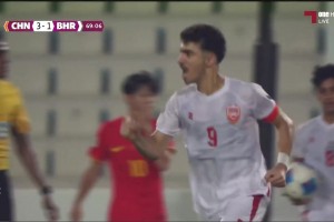 巴林U17扳回一球！侯赛因·祖海尔头球攻门得手！