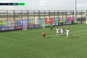 钟俊辉点射破门上演帽子戏法！U15国足5-2沙特U15