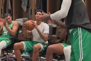 欢迎来到NBA！保罗乔治将比赛用球送给凯尔特人新秀塞纳克