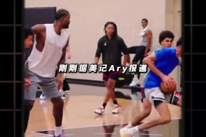 CBA最美总经理伍佰兰 这身材吧友们喜欢嘛